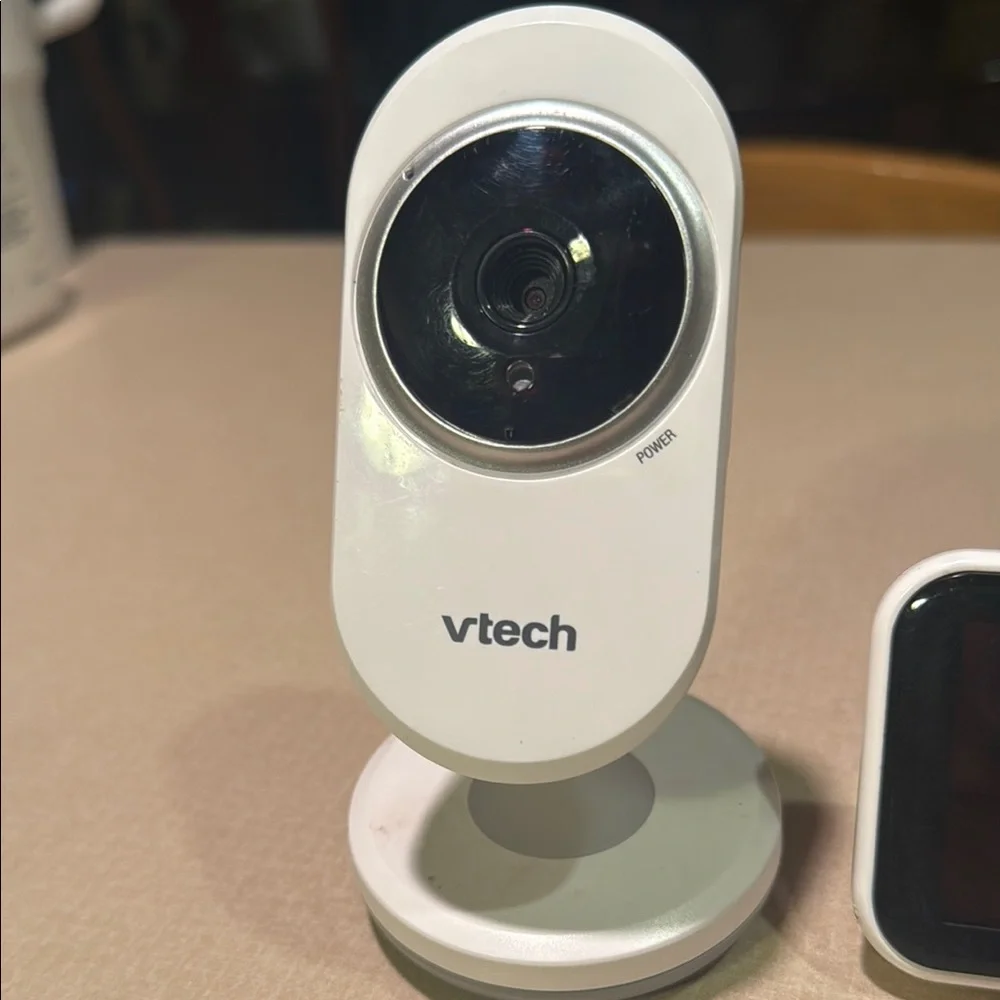 VTech White Baby Monitor with Camera and Display